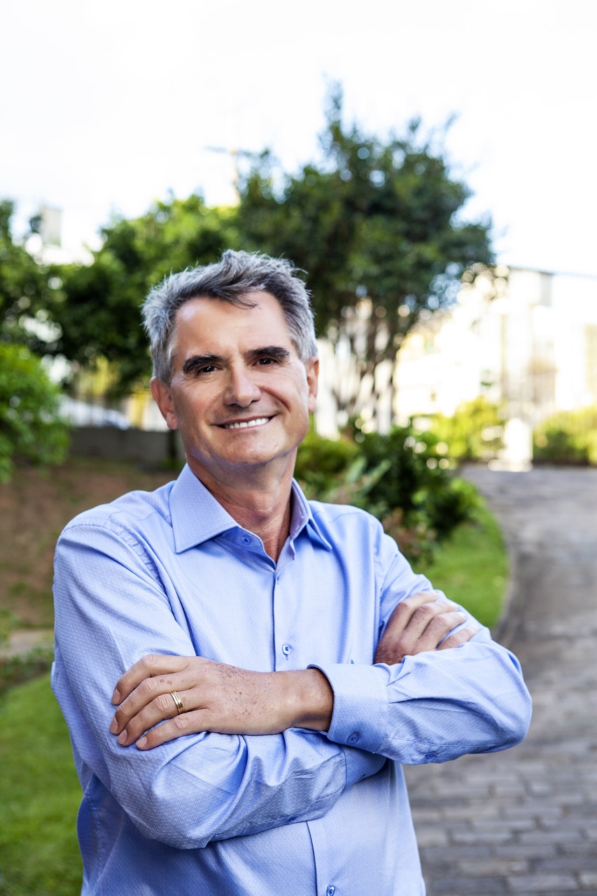 "Poder exercer essa influncia positiva  o que mais nos gratifica" (Ademir Pierosan)